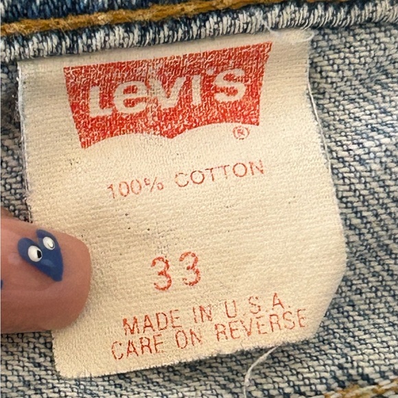 Levi W33 L00 Light-wash Jean Shorts - Picture 3 of 4